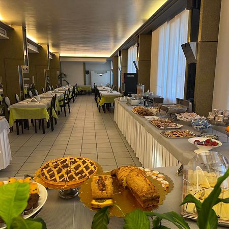 Park Hotel Castrocaro Terme Exterior foto